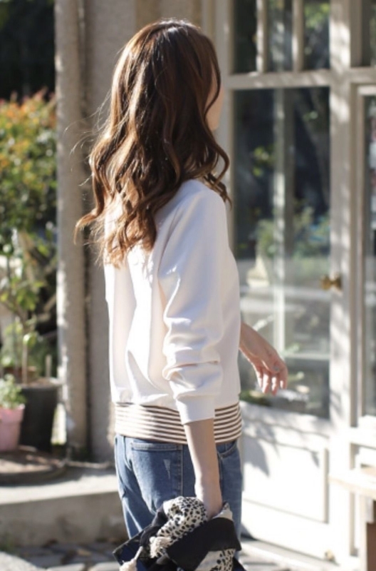 韓 下接條文咪上衣 2色 size