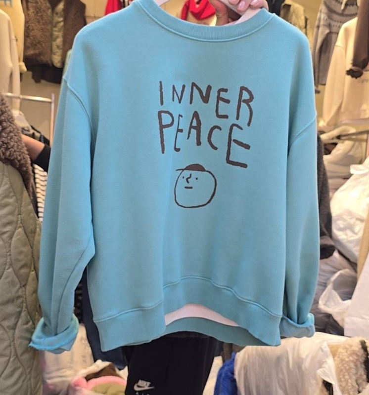 韓 英文字小頭上衣 2色 size