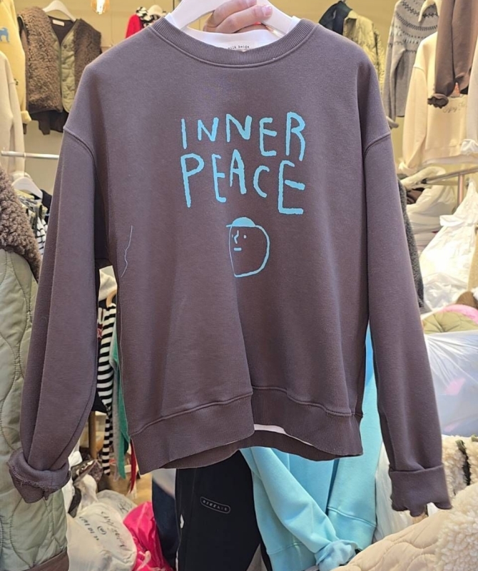 韓 英文字小頭上衣 2色 size