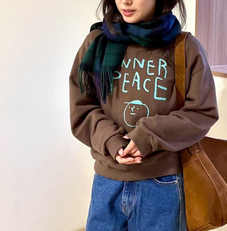 韓 英文字小頭上衣 2色 size