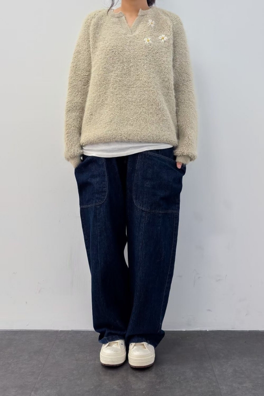 韓 三短小花V領上衣 2色