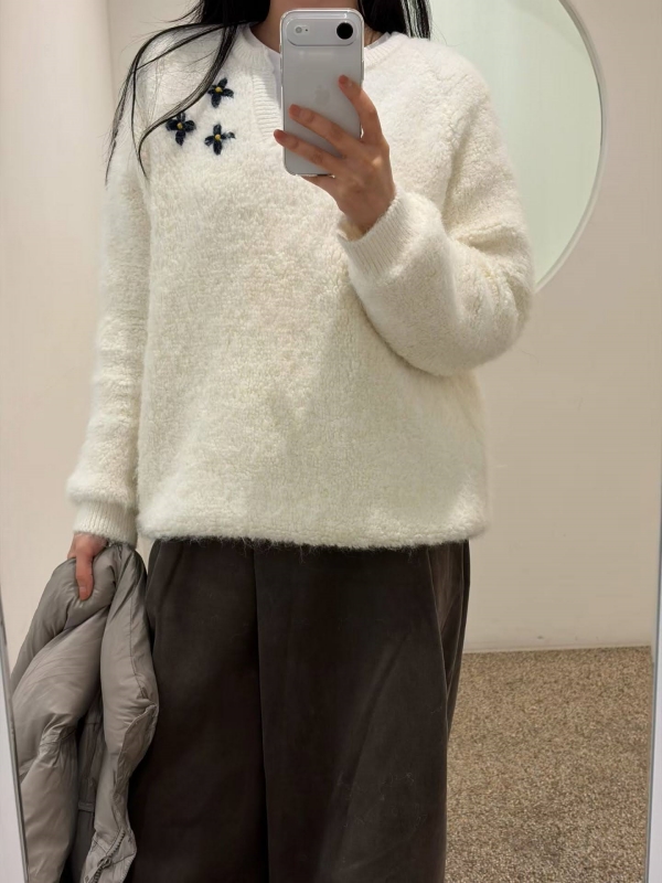 韓 三短小花V領上衣 2色