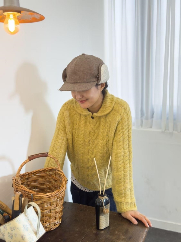 韓 有領捲捲麻花上衣 2色