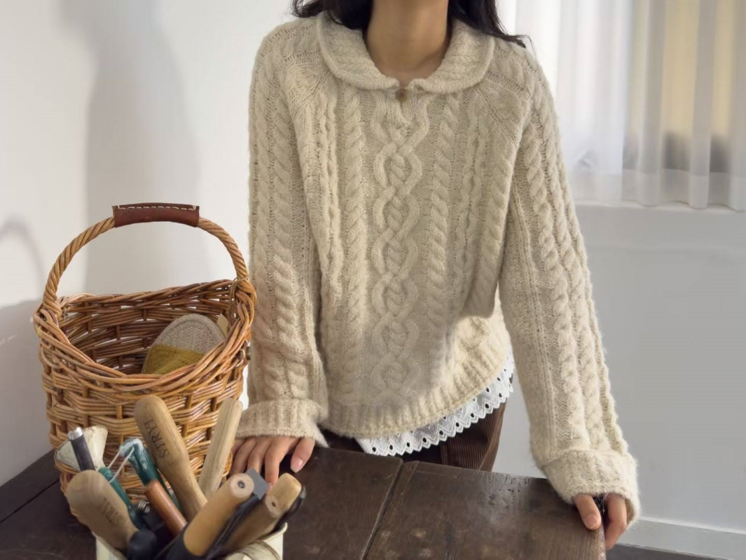 韓 有領捲捲麻花上衣 2色