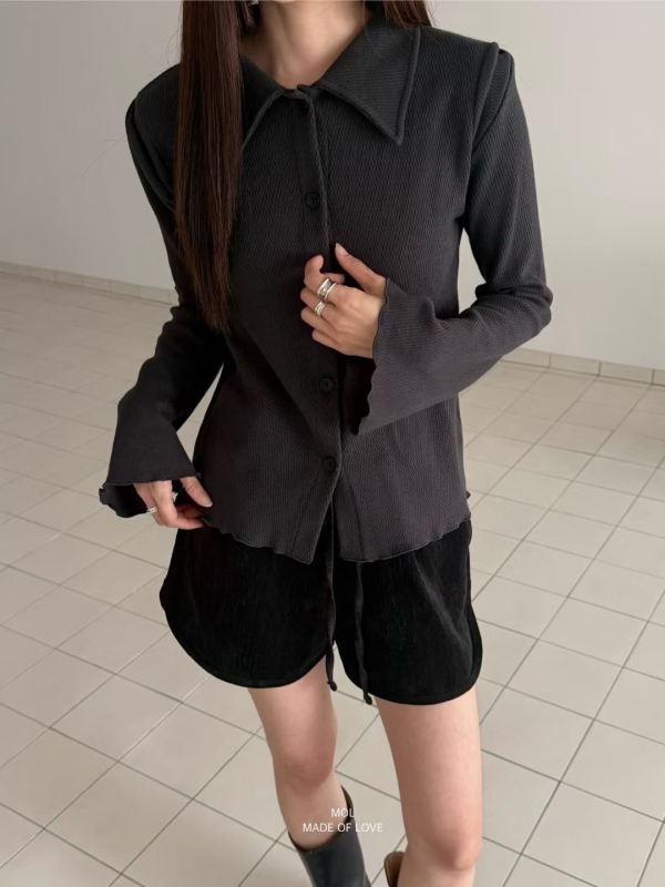 韓 修身有領上衣 2色 size