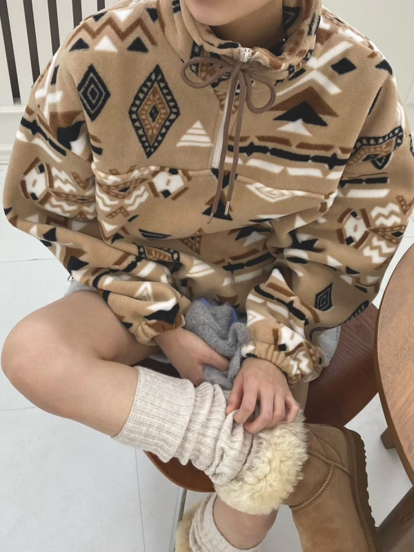 韓 圖騰拉鍊上衣 2色 size