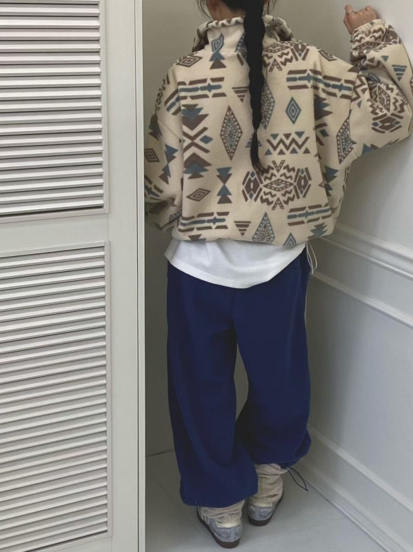 韓 圖騰拉鍊上衣 2色 size