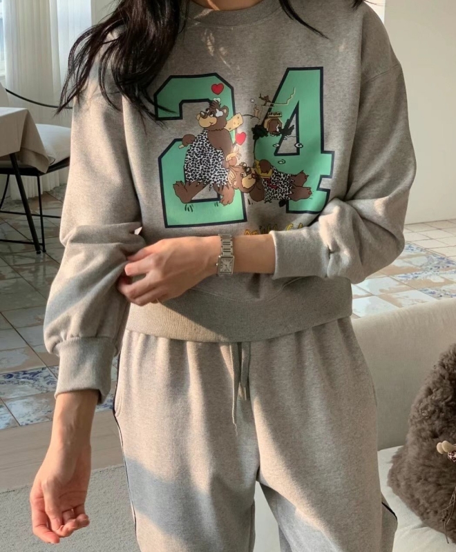 韓 24熊上衣 2色 size