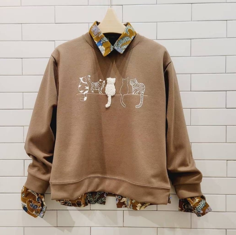 韓 喵喵背影上衣 2色 size