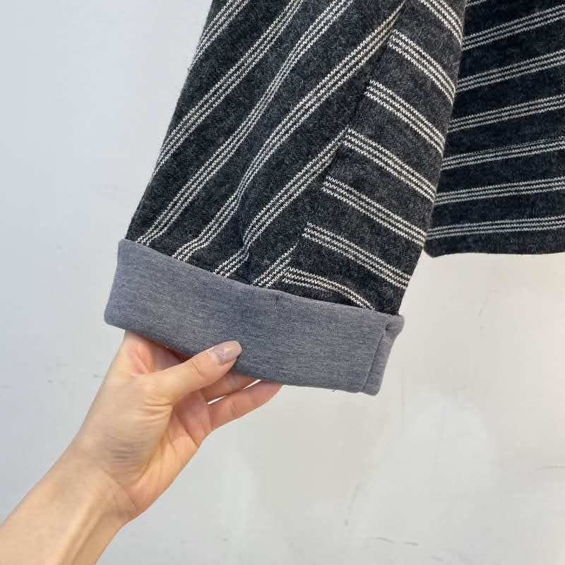 韓 袖反摺條文上衣 2色 size