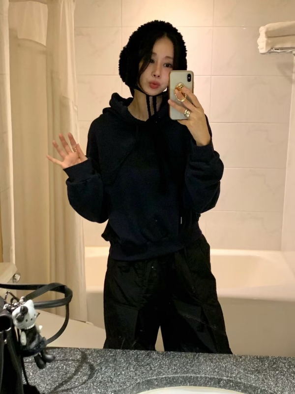 韓 短版連帽上衣 5色 size