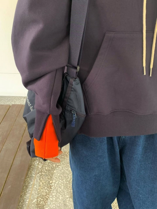 韓 配色袖口連帽上衣 3色