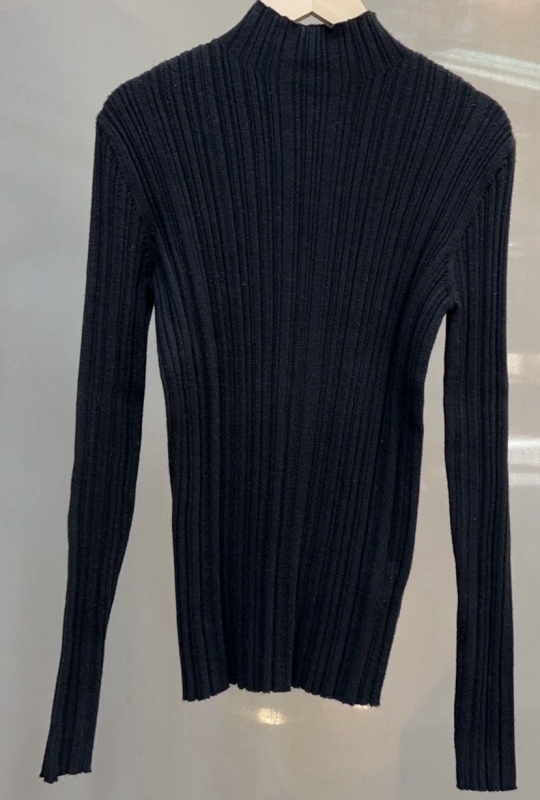 韓 人字紋小高領上衣 5色 size