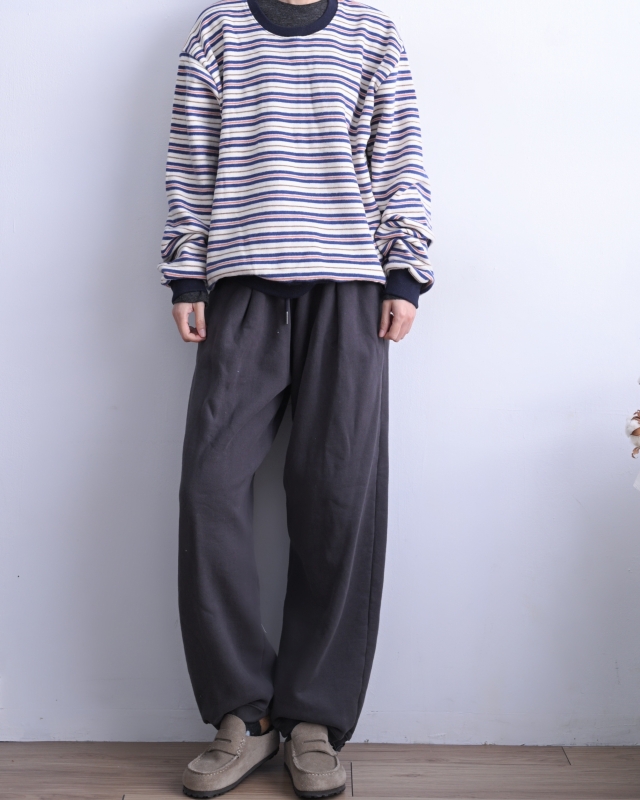 韓 圓領細條上衣 2色 size