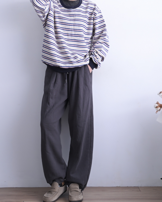 韓 圓領細條上衣 2色 size