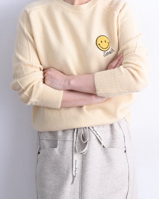 韓 黃笑臉上衣 5色 size