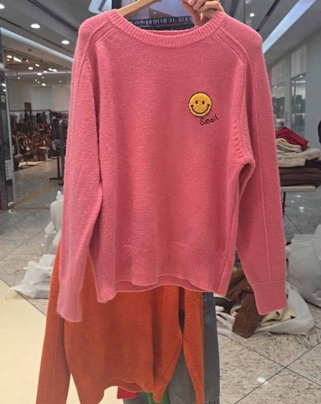 韓 黃笑臉上衣 5色 size