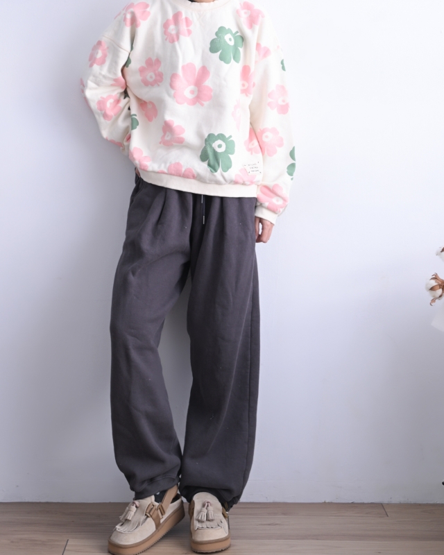 韓 滿滿花上衣 2色 size