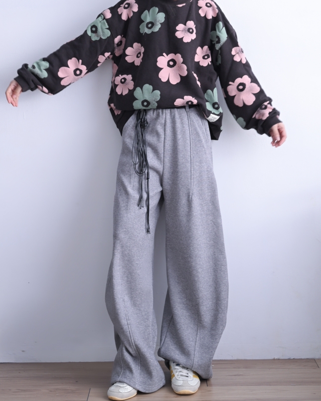 韓 滿滿花上衣 2色 size