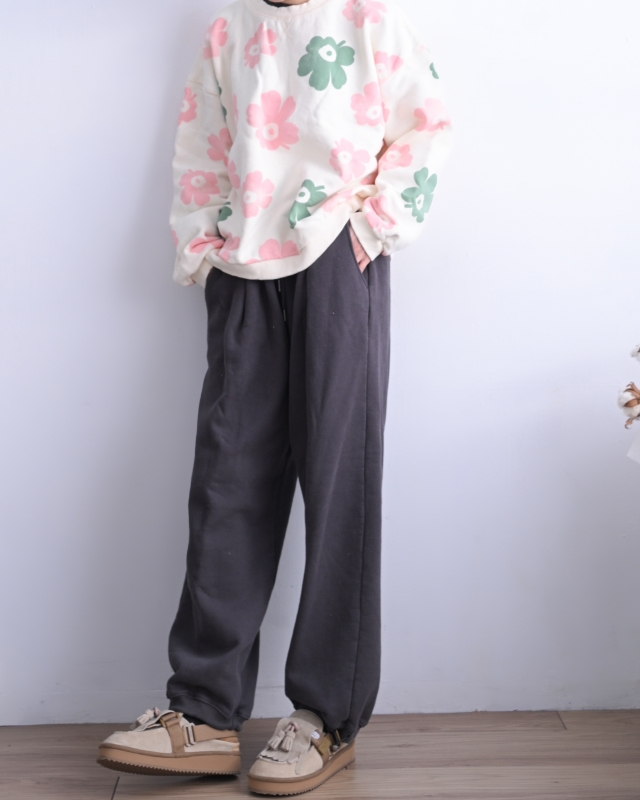 韓 滿滿花上衣 2色 size