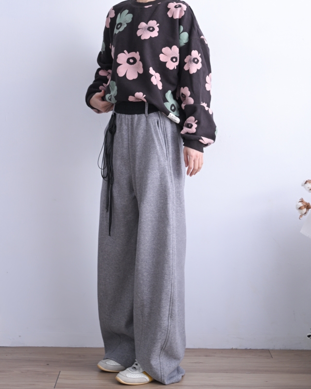 韓 滿滿花上衣 2色 size