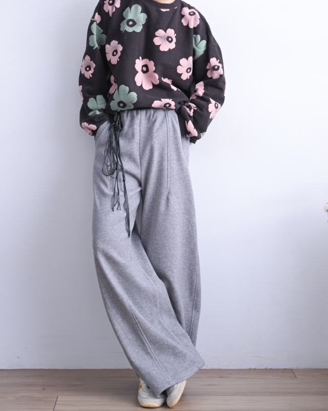 韓 滿滿花上衣 2色 size