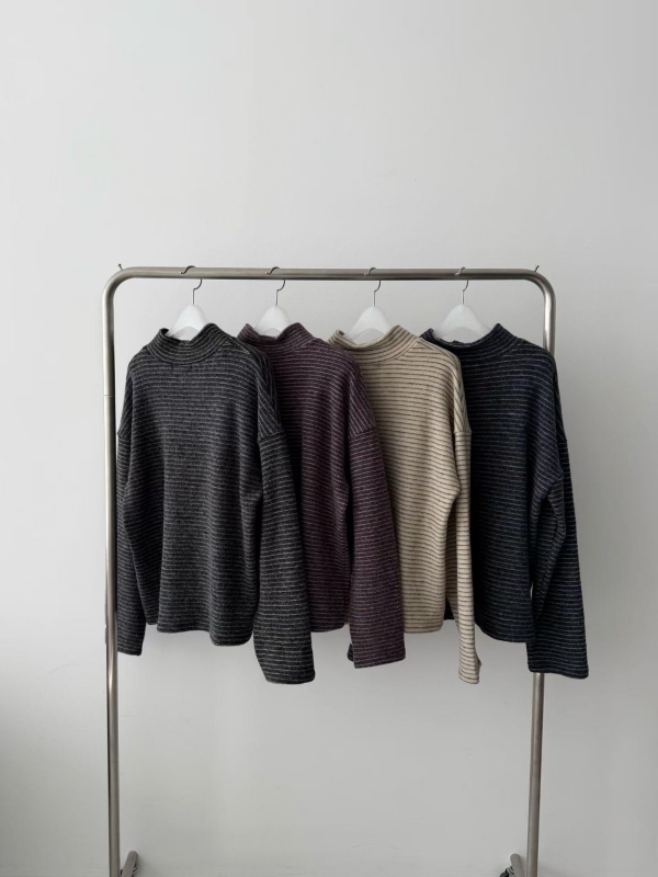 韓 三釦細條文上衣 4色