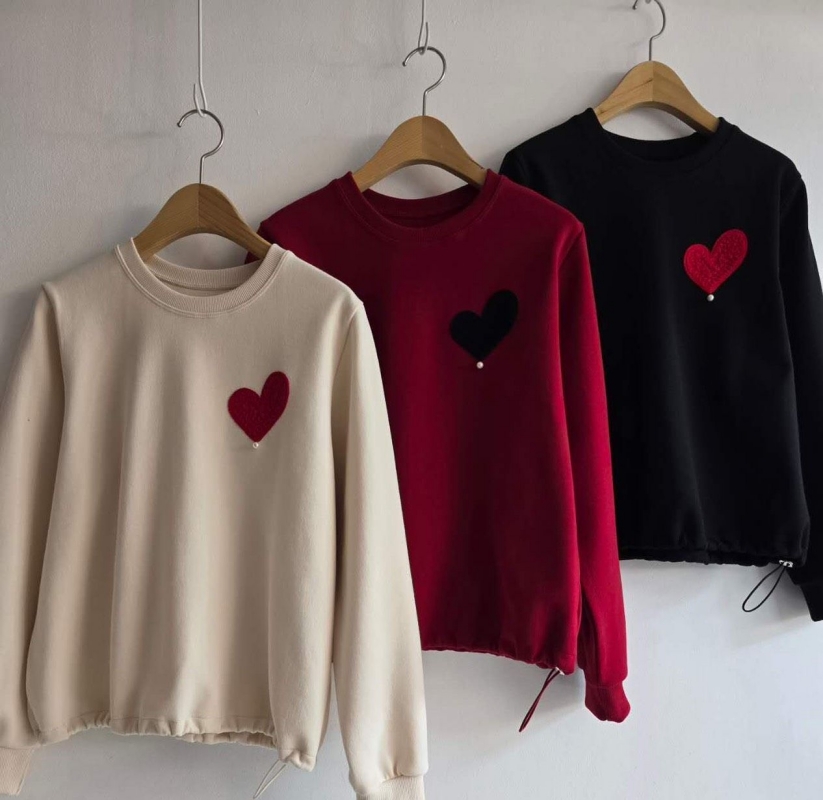 韓 愛心小珍珠上衣 3色 size