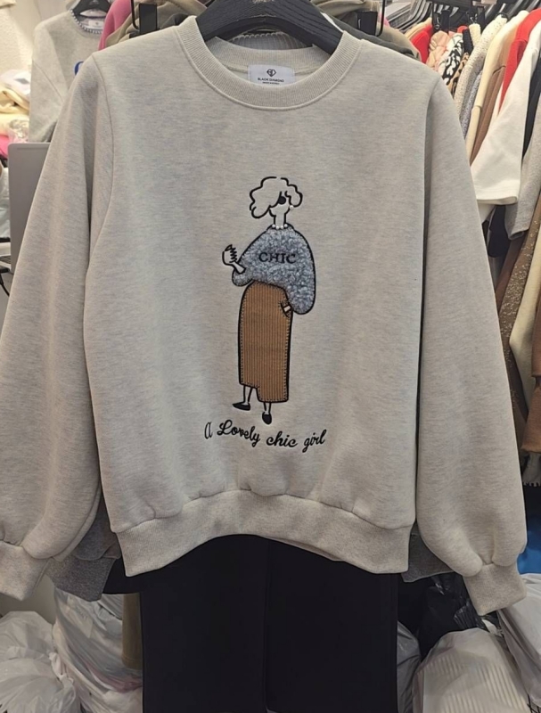 韓 戴珍珠女生上衣 3色 size