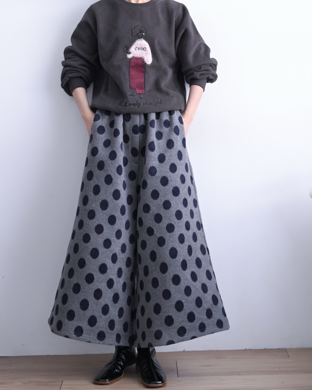 韓 戴珍珠女生上衣 3色 size