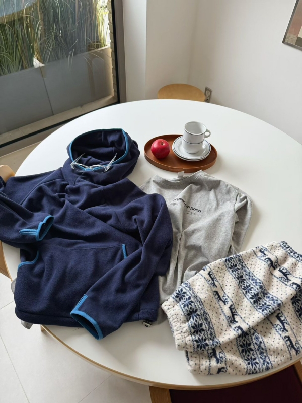 韓 滾邊配色連帽上衣 3色 size