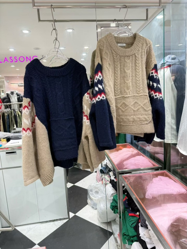 韓 麻花圖騰寬袖上衣 2色 size