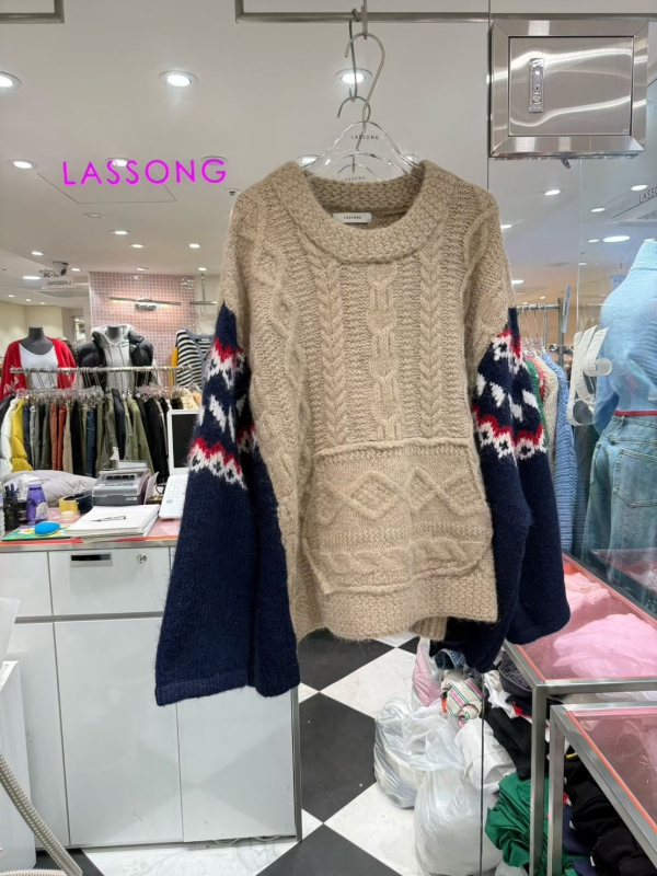 韓 麻花圖騰寬袖上衣 2色 size