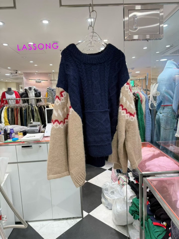 韓 麻花圖騰寬袖上衣 2色 size