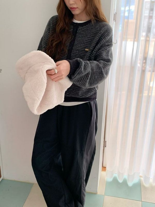 韓 圓領釦條文上衣 4色