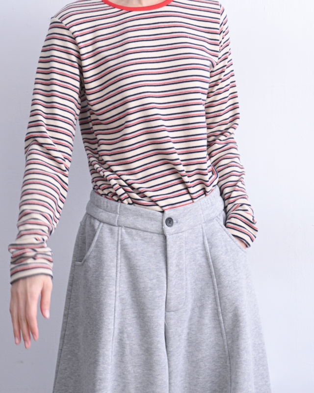 韓 Q彈條文上衣 2色 size