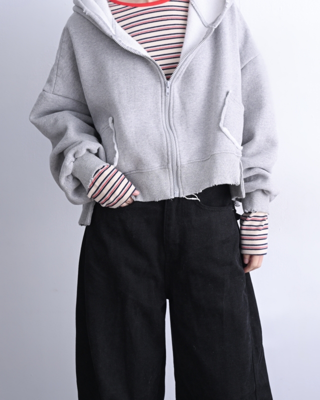 韓 Q彈條文上衣 2色 size