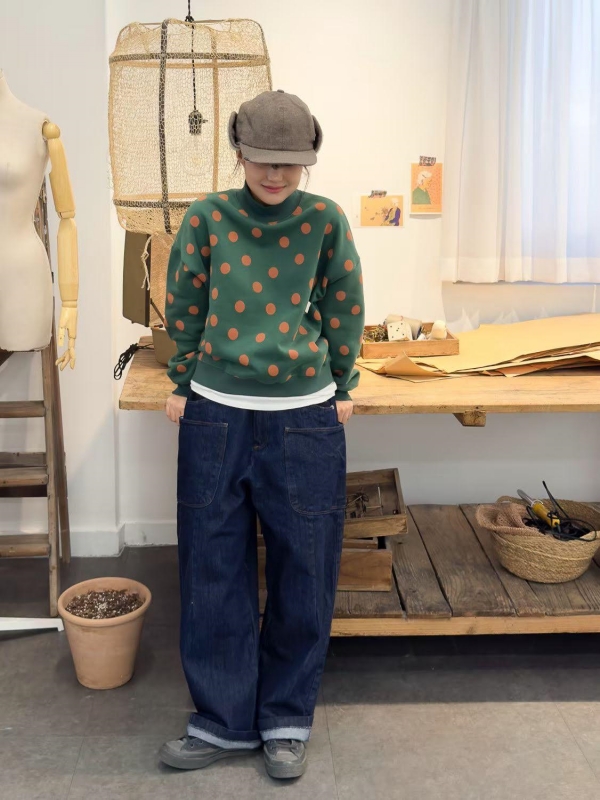 韓 小高領點點上衣 3色