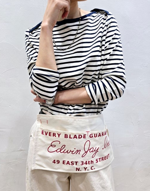 韓 領配色條文上衣 2色