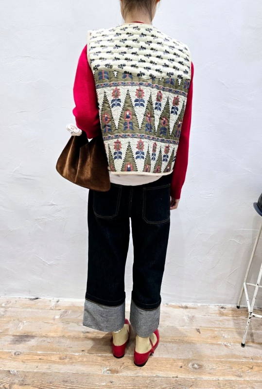 韓 小花毛毛口袋背心 2色