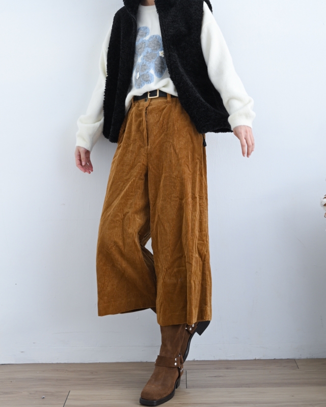 韓 小立領短毛背心 2色 size