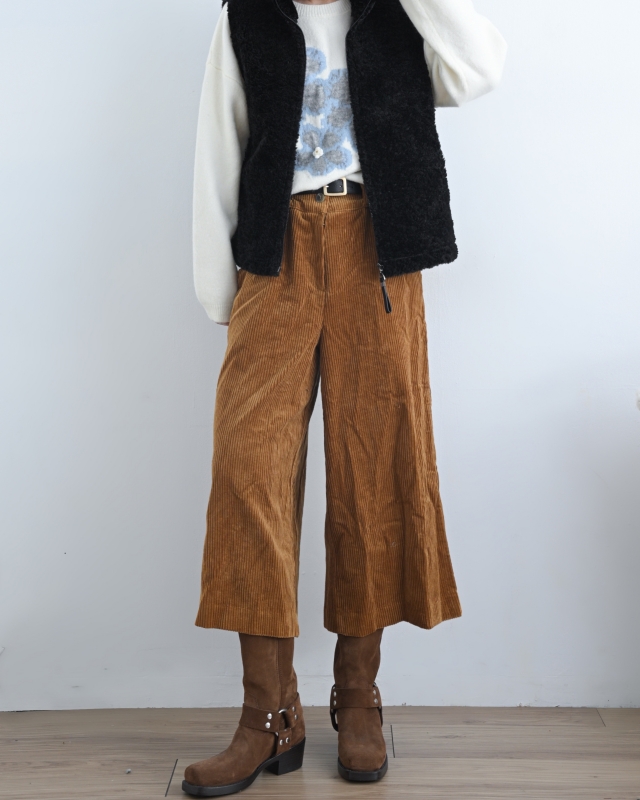 韓 小立領短毛背心 2色 size