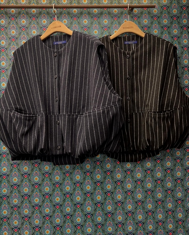 韓 直條文背心 2色 size