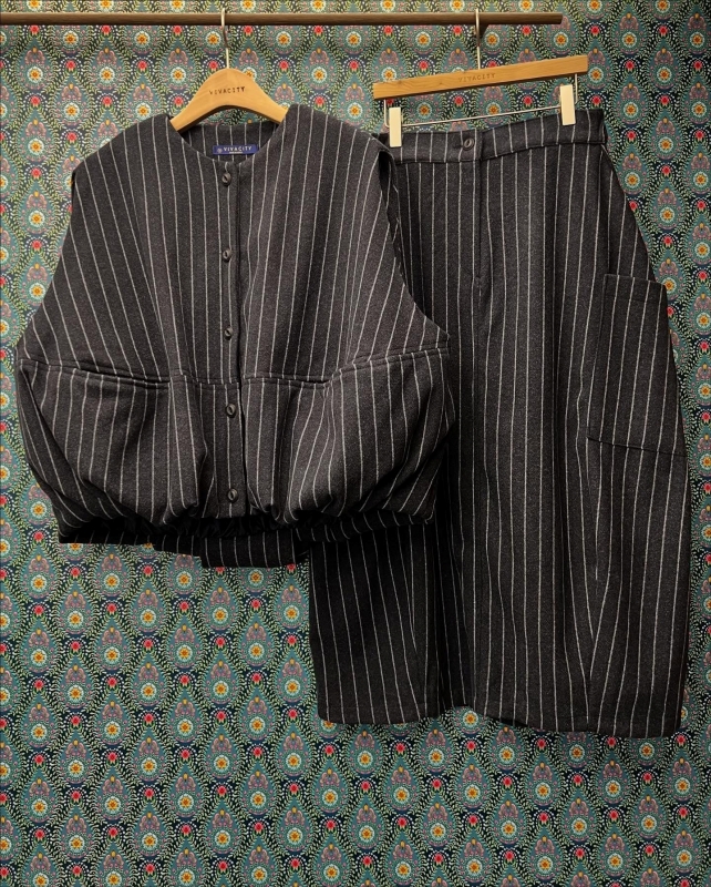 韓 直條文背心 2色 size