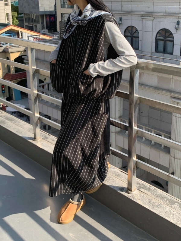 韓 直條文背心 2色 size