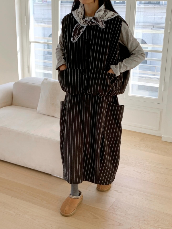 韓 直條文背心 2色 size