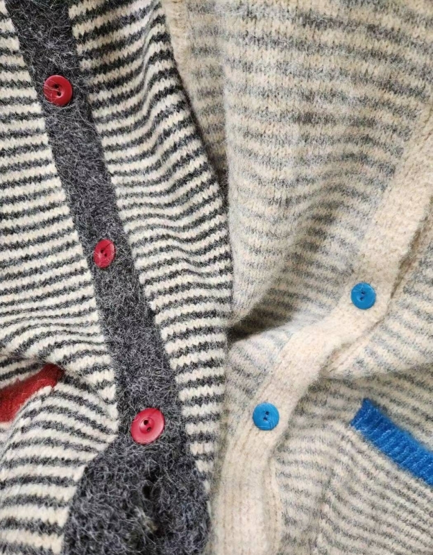 韓 拚色領條紋背心 2色