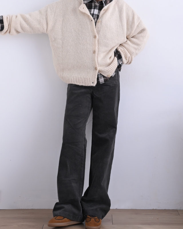 韓 方口袋直筒褲 2色 size