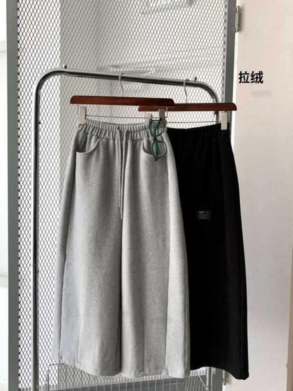 韓 素色八分休閒褲 2色