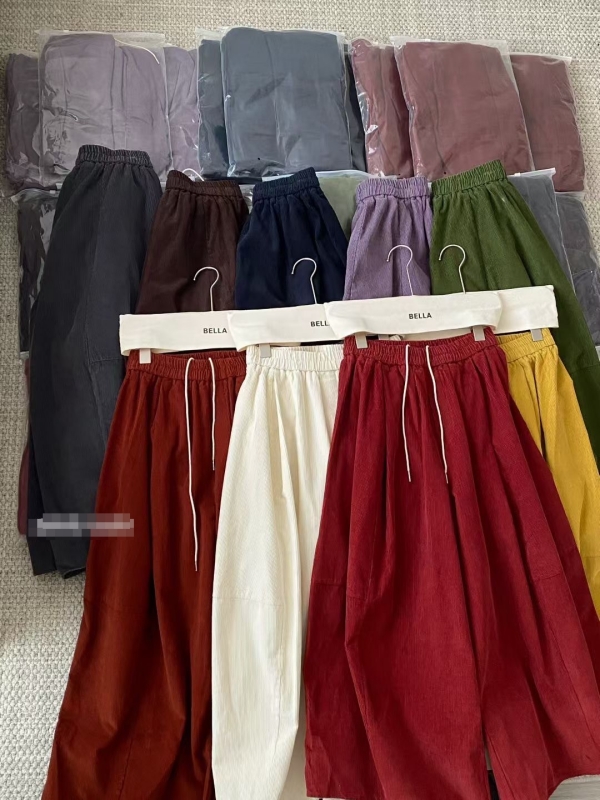 韓 條絨寬褲 8色 size